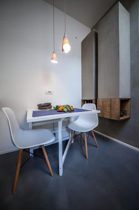 Mini Al Santo Apartment Padova Bagian luar foto
