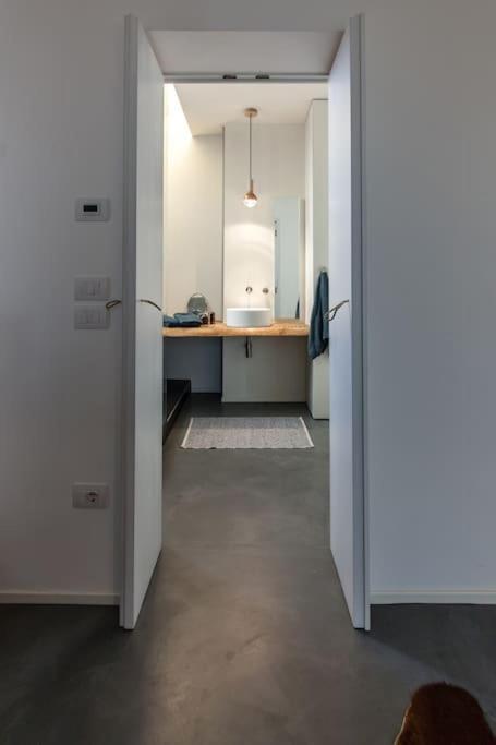 Mini Al Santo Apartment Padova Bagian luar foto